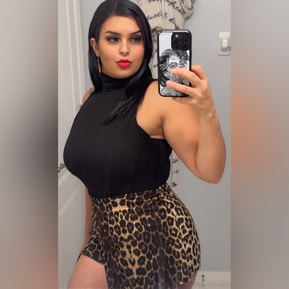 Meet your Posher, Valerie - Picture 2 of 5